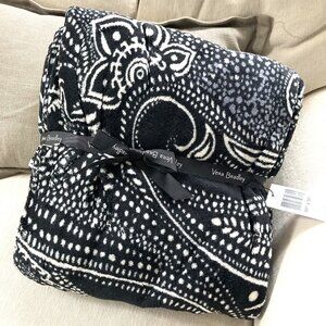 NWT Vera Bradley Stellar Paisley Fleece Throw Blanket/Travel Pillow 60” x 45”